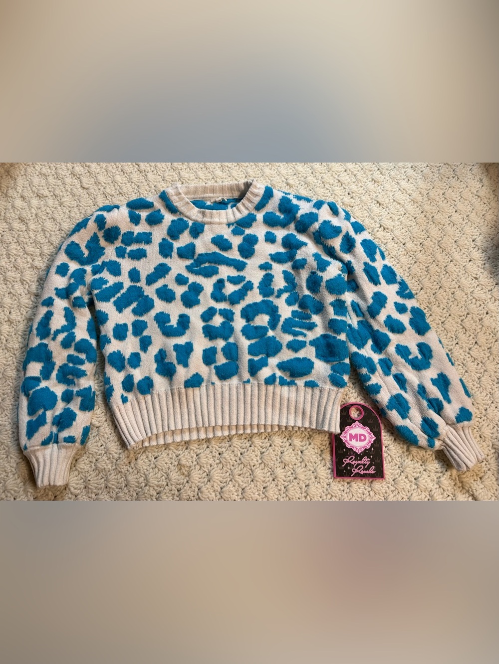 En Creme Teal Leopard Print Sweater